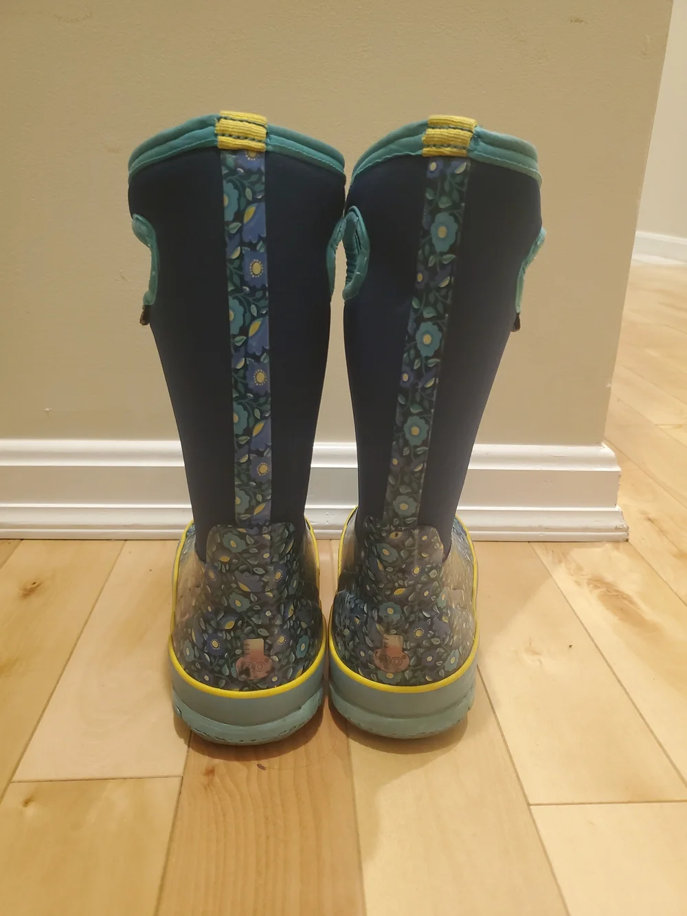 Bogs Kids' Blue Floral Waterproof Rain Boots